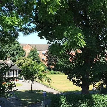 Burton Bed & Breakfast 3*